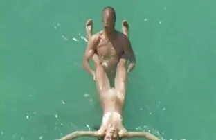 રજા હાય-વિનોદ!