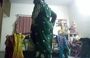 દેશી ભાભી છુપાયેલી કamમ
