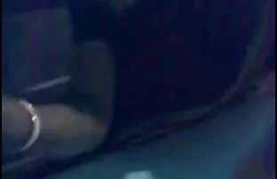 ગામ કાકી બૂબ્સ બતાવી રહ્યા છે