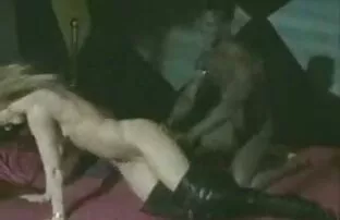 નીના અને રે વિજય