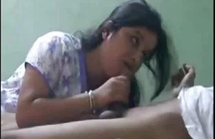 ડિક ચૂસીને ક્યૂટ ભાભી પ્રેમી
