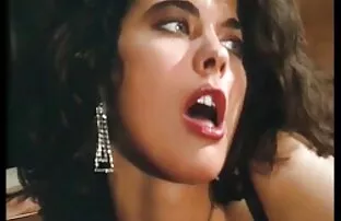 બેલા એન