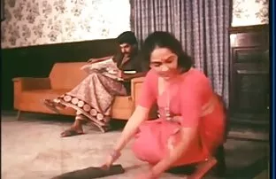 નોકરડી ક્રેક શો