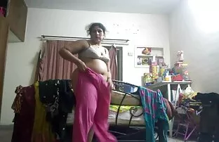 દેશી ભાભી છુપાયેલી કamમ
