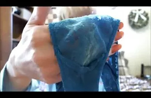 મિલ્ફ અને તેના ડર્ટી પેન્ટીઝ