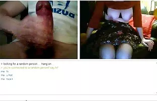 ચેટ પર મોટા ટકી સાથે રેડહેડ લેડી