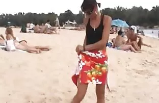 ફ્રેન્ચ બીચ-વોયેઅર પેરેડાઇઝ