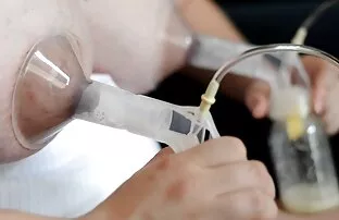 સ્તન પંપીંગ સ્તનપાન