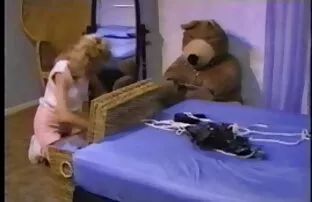 સ્વયં બંધન આશ્ચર્ય