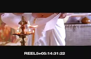 નંદના સેન - ટોપલેસ ફુલ આઉલ શો