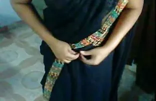ભારતીય આન્ટી 1256