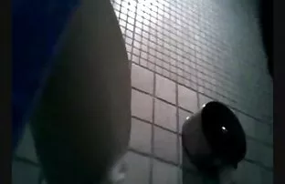 បង្គន់ចារកម្ម ៦
